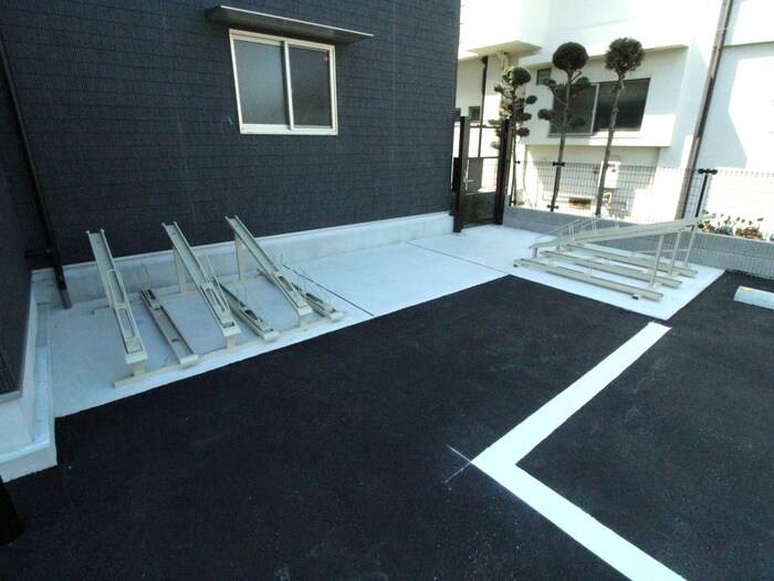 リブリ・マノアフォールズの物件外観写真