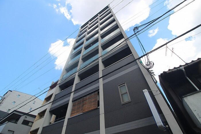 アヴニール朱雀の物件外観写真