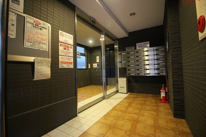 アヴニール朱雀の物件外観写真