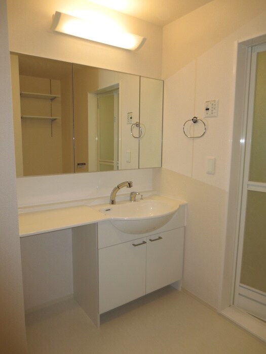 ヴィラージュＮｉｓｓｉｎの物件内観写真