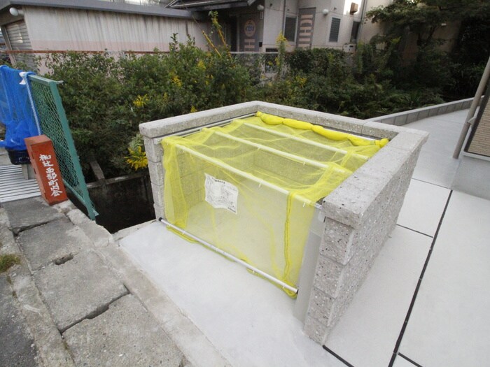 アンソレイエ椥辻の物件外観写真