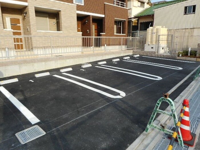 フォンデの物件外観写真