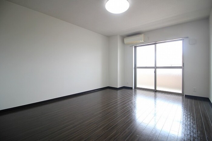 メディナ丹波口の物件内観写真