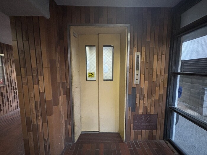 ライフ・ハイツ守口の物件外観写真