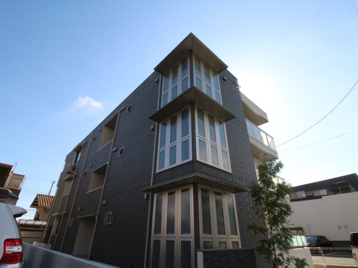 グレイスコート住吉本町の物件外観写真