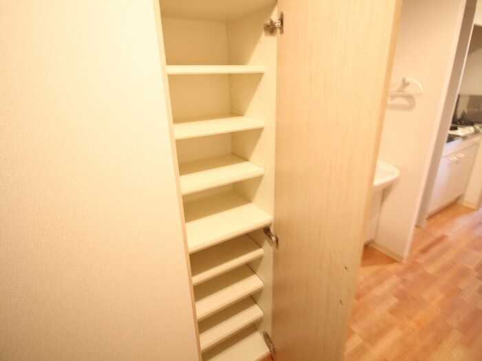 ﾌﾟﾛｼｰﾄﾞ長居公園通の物件内観写真