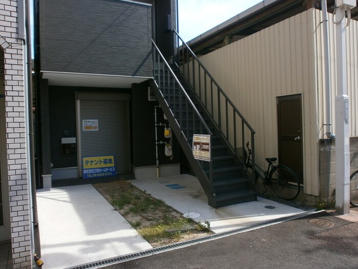 プレミアム寝屋川の物件外観写真