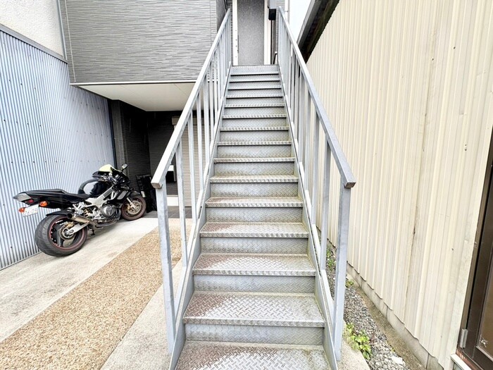 プレミアム寝屋川の物件外観写真