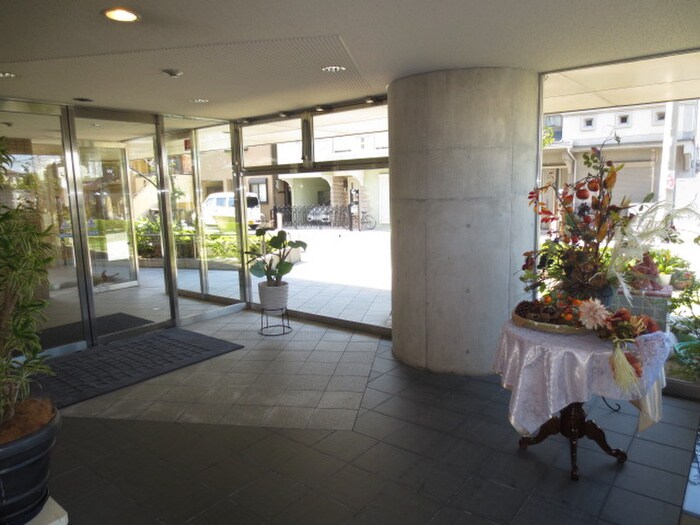 グランシャリオの物件外観写真