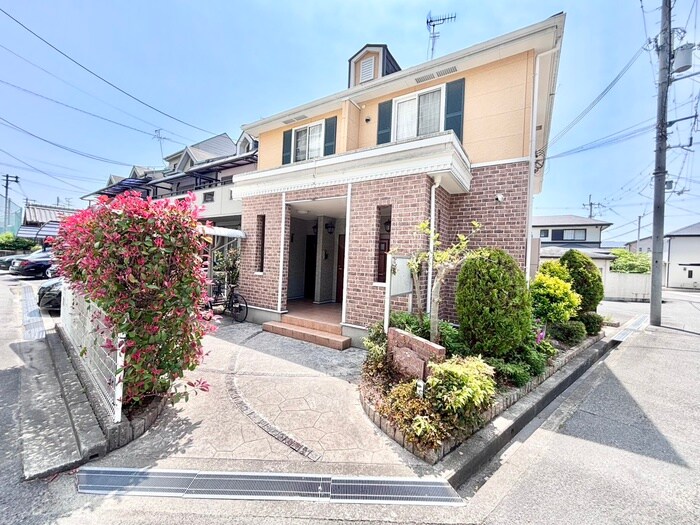 ハーモニーヴィレッジ池田の物件外観写真