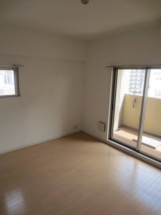 カスタリア新梅田の物件内観写真