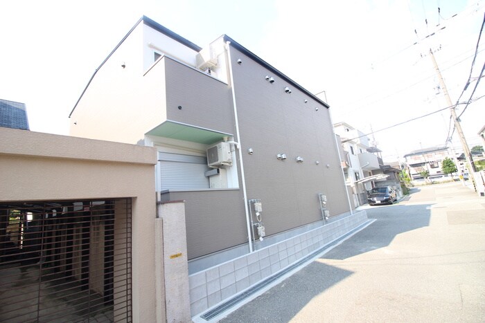 ロワジール宝塚の物件外観写真