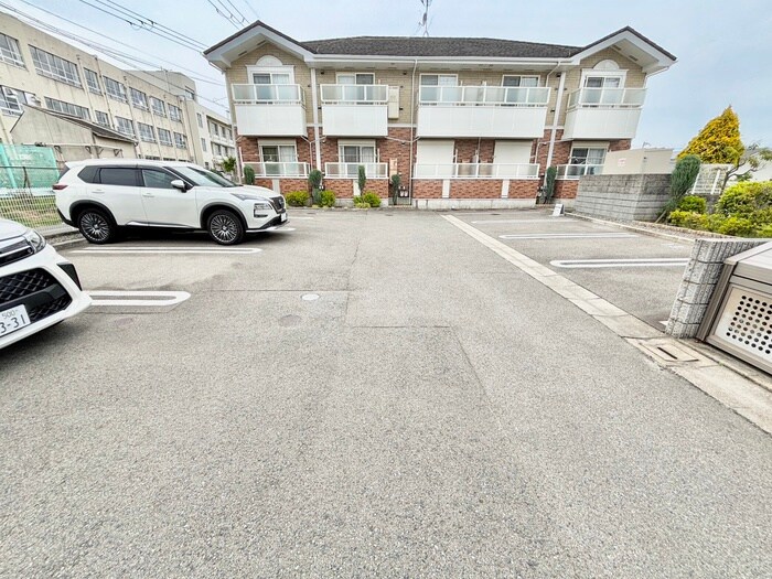 アイリィ－　ビュ－の物件外観写真