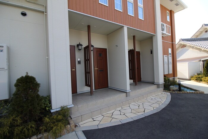 メゾン　ド　ソレアードの物件外観写真