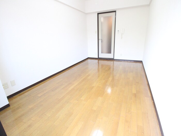 エルマ－ナ出町柳の物件内観写真