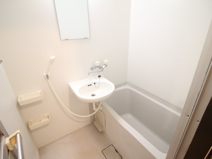 エルマ－ナ出町柳の物件内観写真