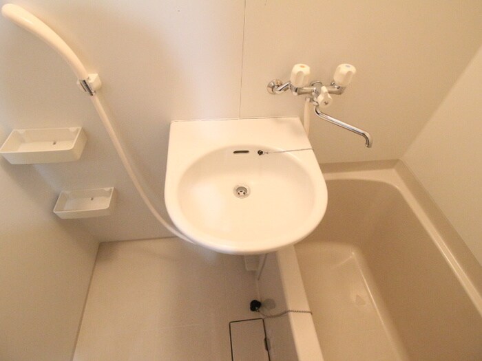 エルマ－ナ出町柳の物件内観写真