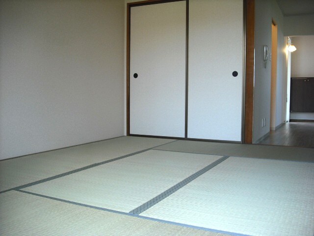 セジュ－ルナカノの物件内観写真