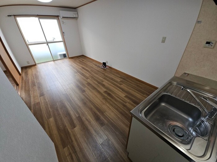 コスモスハイツの物件内観写真