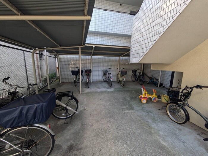 新栄建設第２ビルの物件外観写真