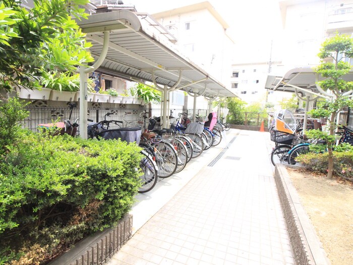 ジャン・ピュールⅠ番館の物件外観写真