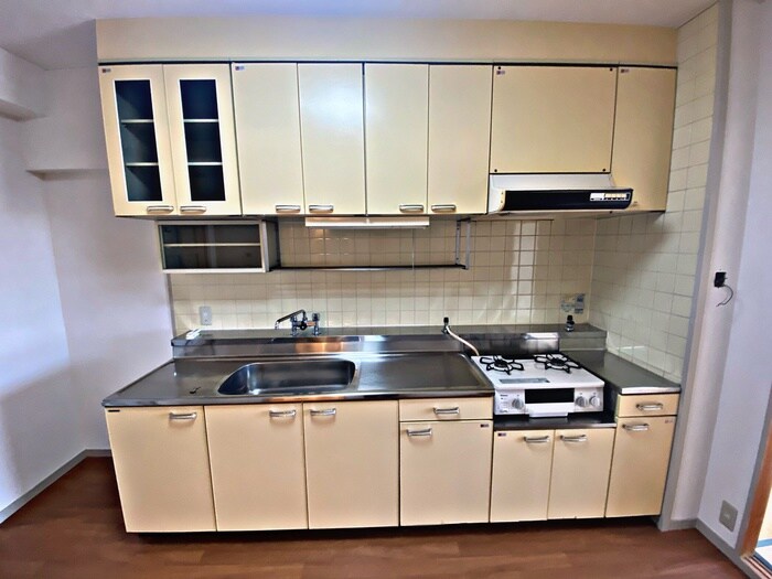 ロイヤルコーポ忠岡の物件内観写真