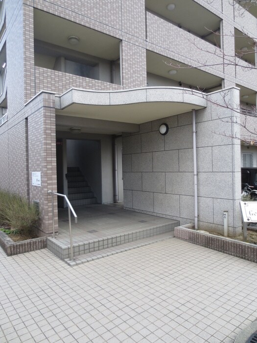 ジャン･ピュールⅡ番館の物件外観写真