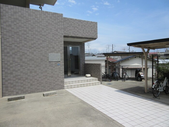 フルール須磨の物件外観写真