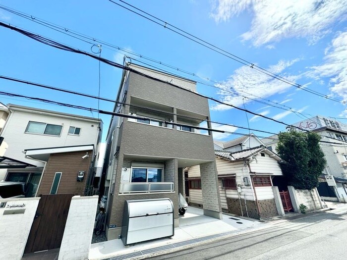 ｻﾝｼｴ寝屋川の物件外観写真