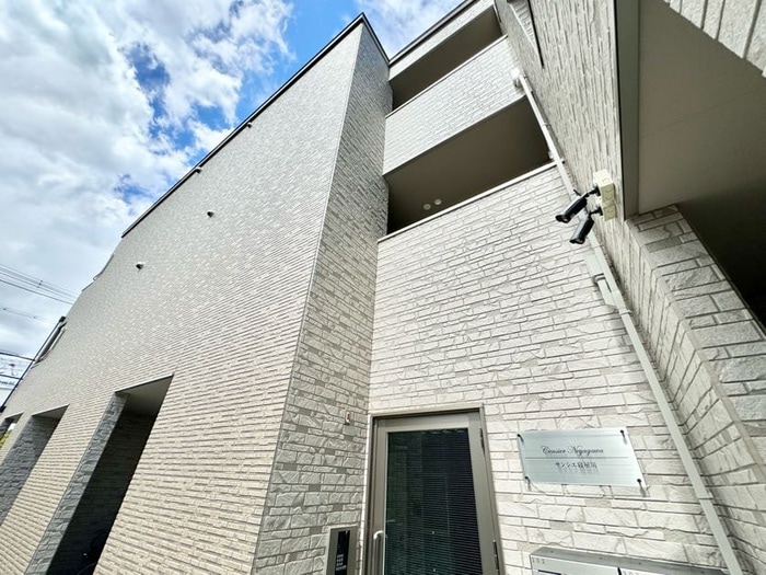 ｻﾝｼｴ寝屋川の物件外観写真