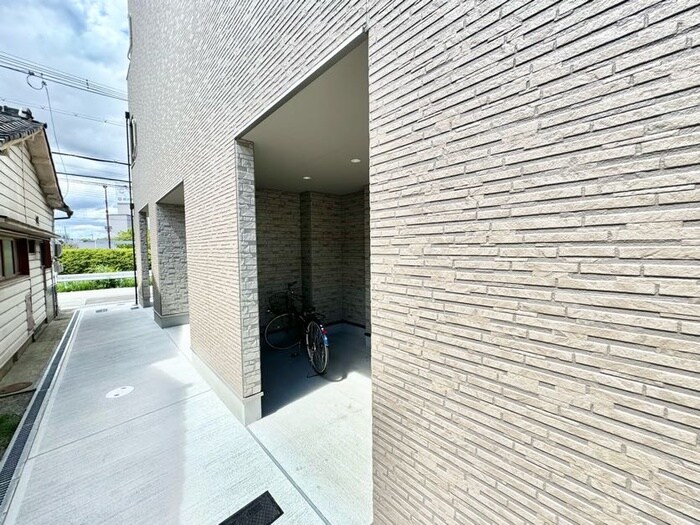 ｻﾝｼｴ寝屋川の物件外観写真