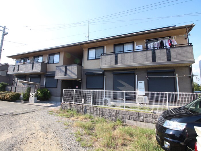 アビタシオン仁川Ⅲの物件外観写真