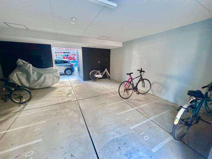 グランパシフィック塩草公園の物件外観写真