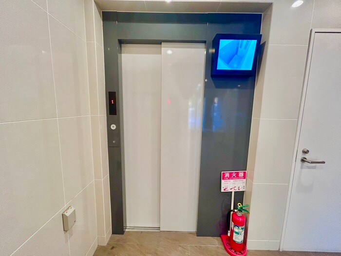 グランパシフィック塩草公園の物件外観写真