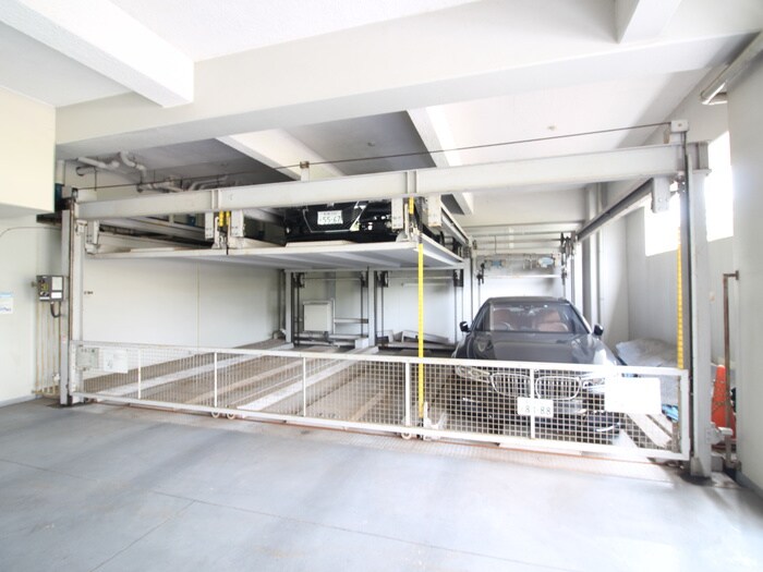 グランシャルマン新大阪の物件外観写真