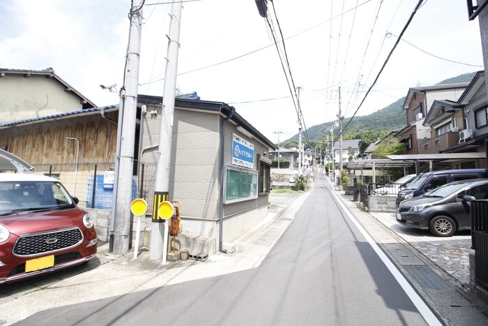 リマ－レ山科の物件外観写真