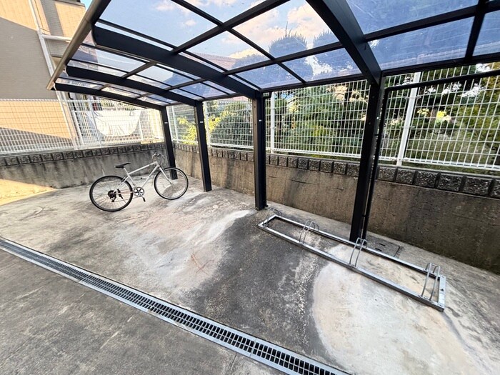 旭ビルの物件外観写真