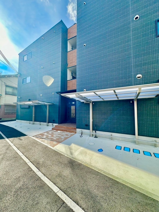 Ｓｕｎ　Ｇａｒｄｅｎ　元町の物件外観写真