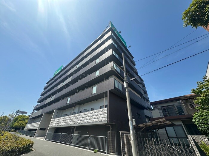 La Douceur南茨木の物件外観写真