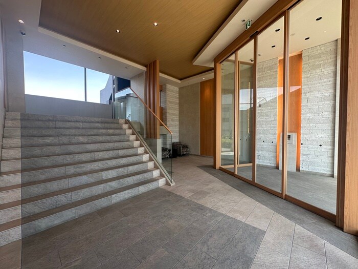 La Douceur南茨木の物件外観写真