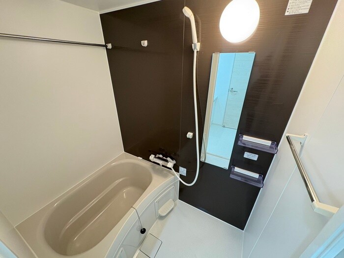 Ｄ ｐｏｒｔａ ｗｉｓｔｅｒｉａの物件内観写真