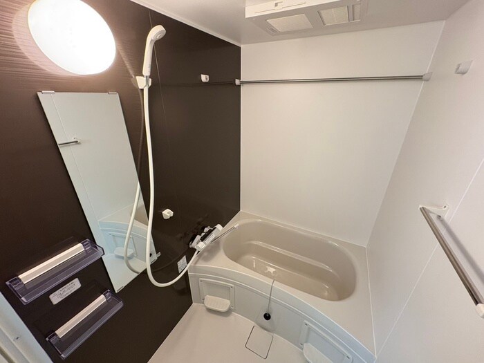 Ｄ ｐｏｒｔａ ｗｉｓｔｅｒｉａの物件内観写真