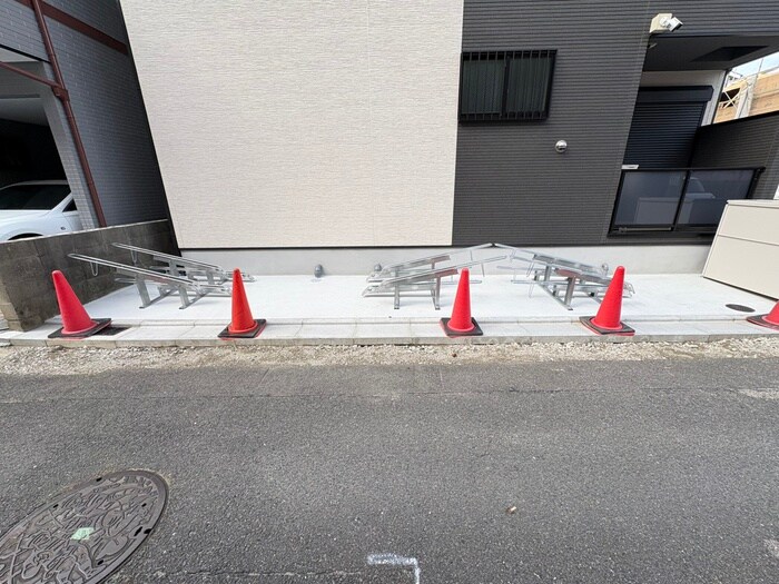 Ｄ ｐｏｒｔａ ｗｉｓｔｅｒｉａの物件外観写真