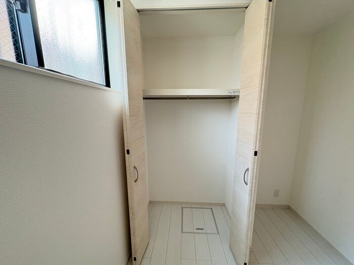 Ｄ ｐｏｒｔａ ｗｉｓｔｅｒｉａの物件内観写真