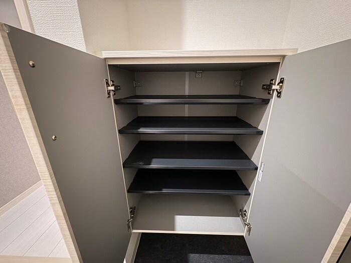 Ｄ ｐｏｒｔａ ｗｉｓｔｅｒｉａの物件内観写真