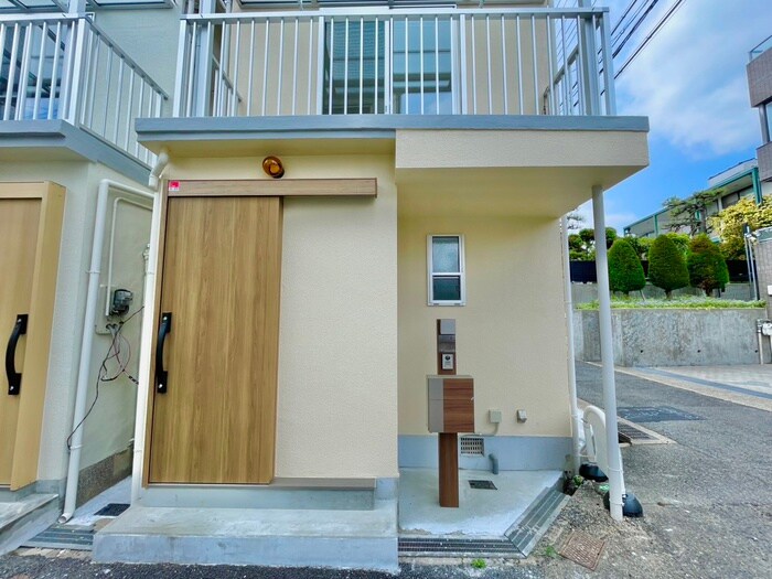 離宮前町１丁目貸家の物件外観写真