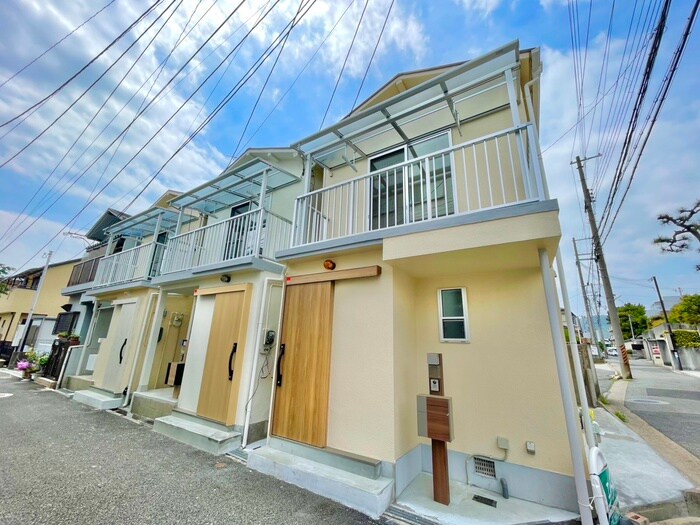 離宮前町１丁目貸家の物件外観写真