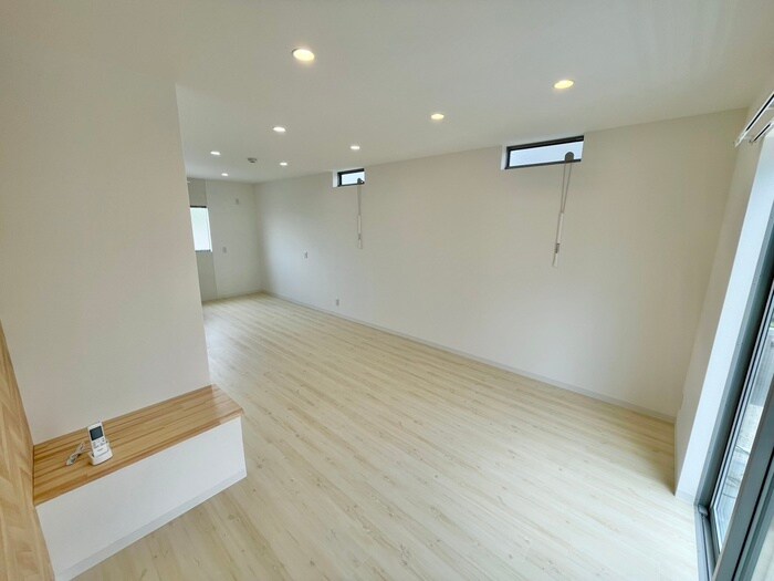 離宮前町１丁目貸家の物件内観写真