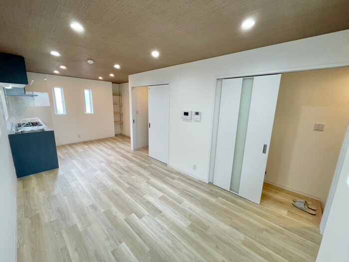 離宮前町１丁目貸家の物件内観写真