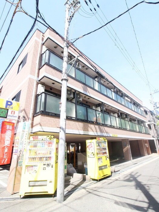 レクシア京橋TRESの物件外観写真